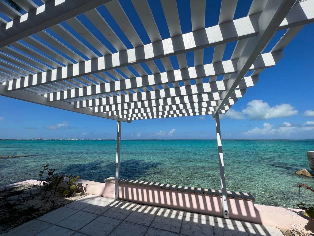 Single Family Homes for Rent at Eastern Road, Nassau and Paradise Island Bahamas