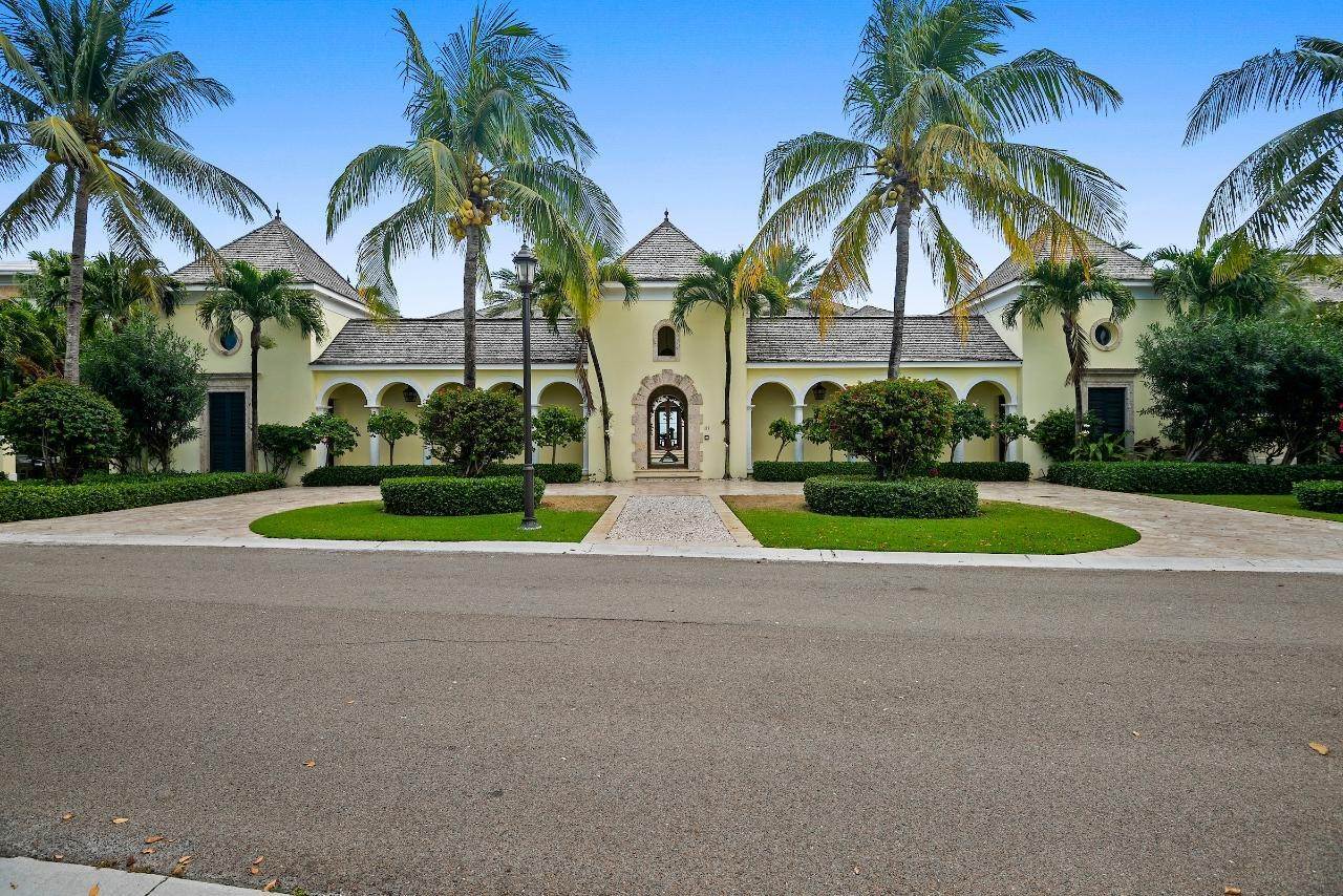 4. Single Family Homes for Sale at Ocean Club Estates, Paradise Island, Nassau and Paradise Island Bahamas