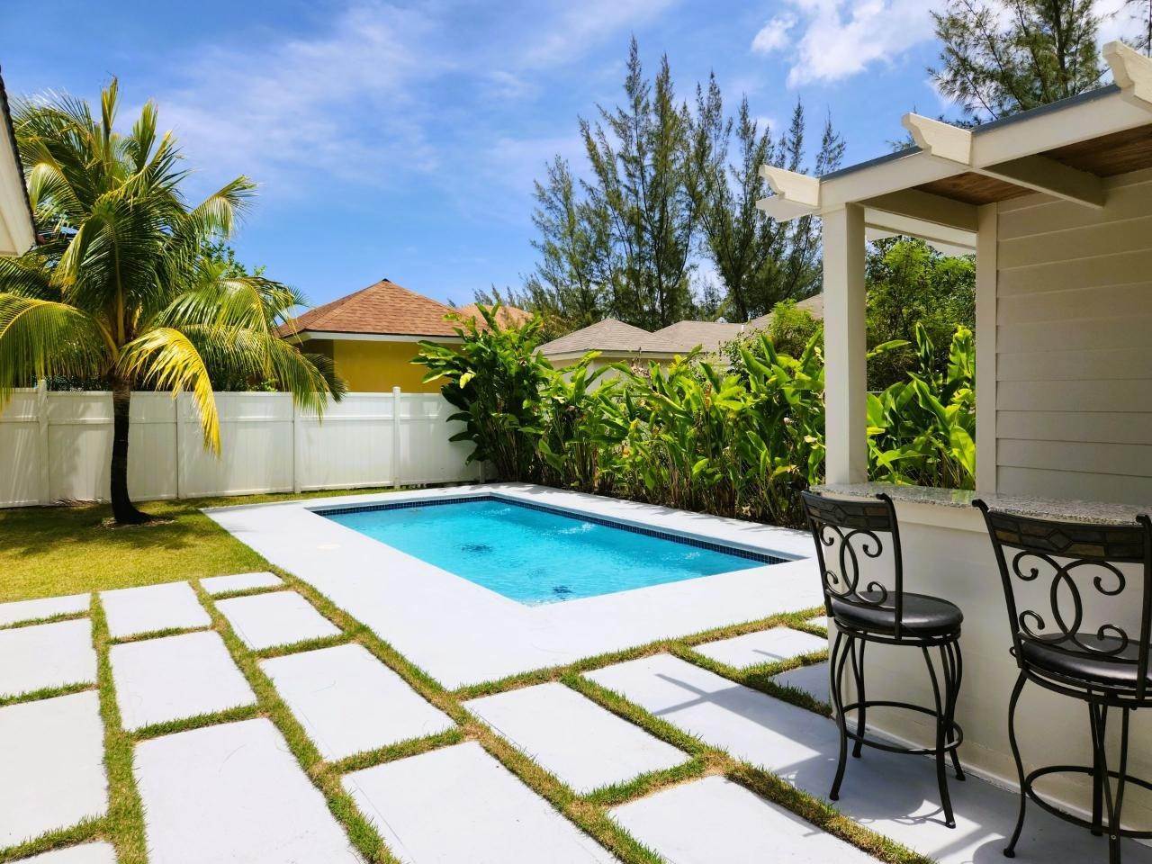 Single Family Homes for Sale at Turnberry, Charlotteville, Nassau and Paradise Island Bahamas
