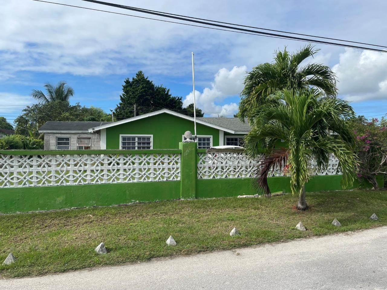 Single Family Homes for Sale at Sea Breeze, Nassau and Paradise Island Bahamas